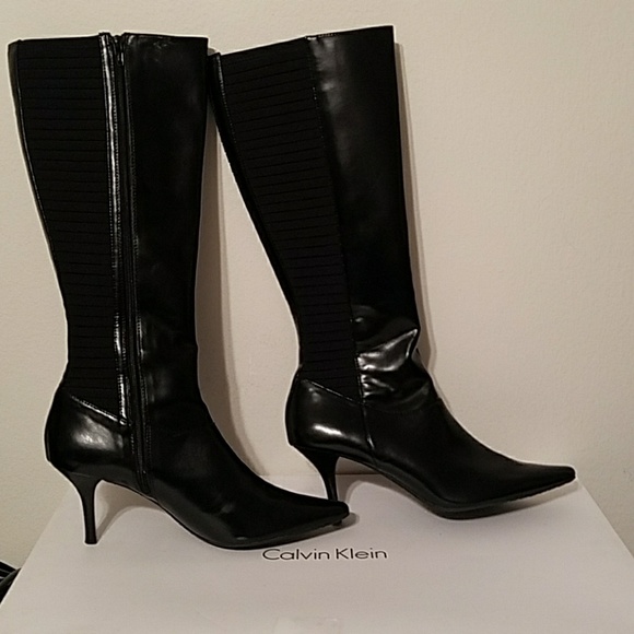 Calvin Klein Robin Stretch Boots - Picture 4 of 5